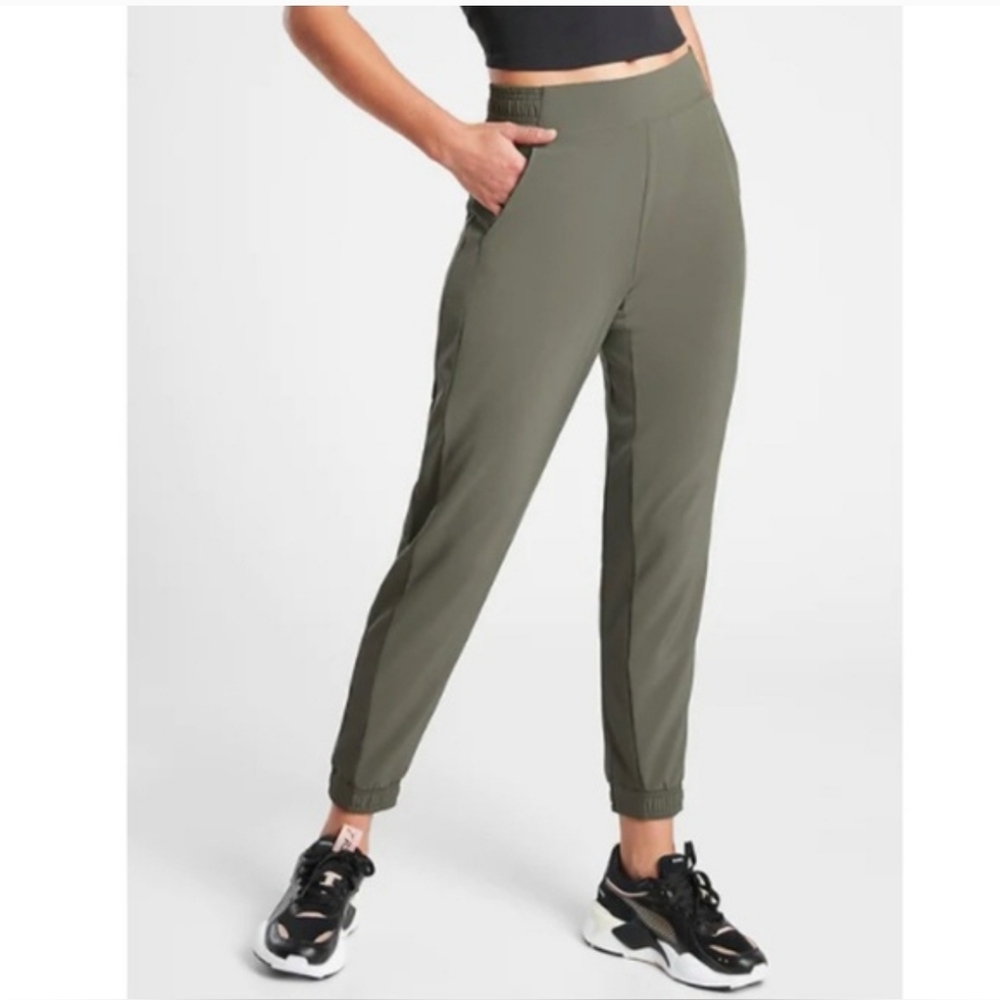Athleta Brooklyn Jogger Pants Womems Size 6